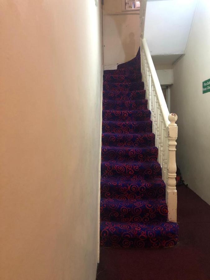 Oyo 94 Bricklane Studio Flats Hotell London Exteriör bild